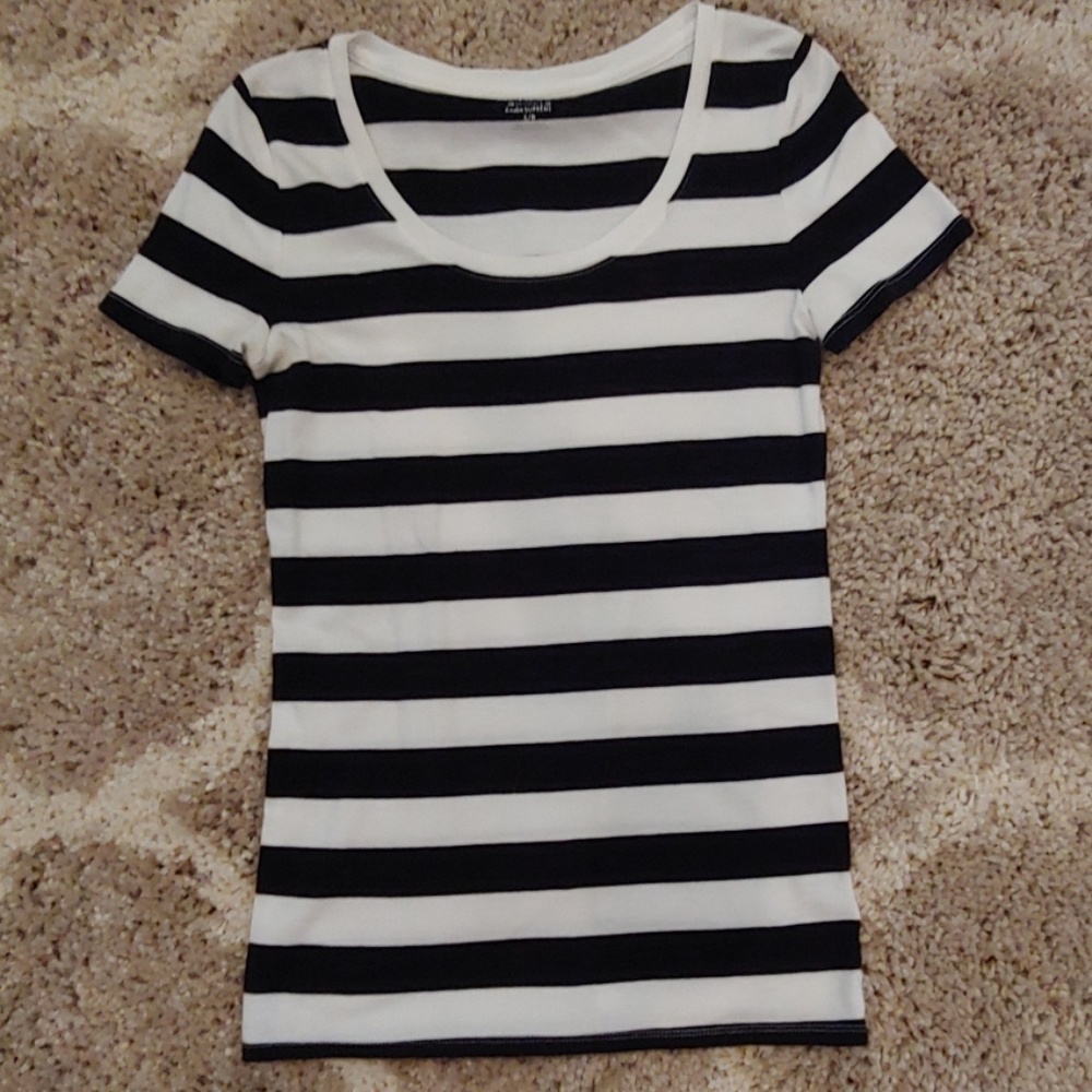 Cute striped tee